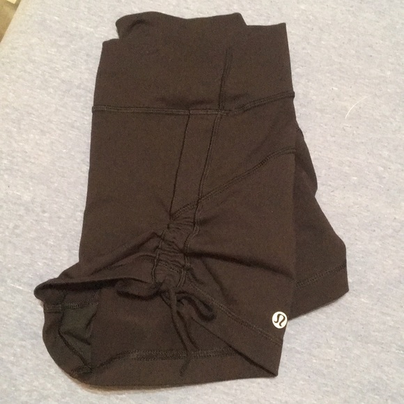 Lulu shorts - Picture 2 of 4